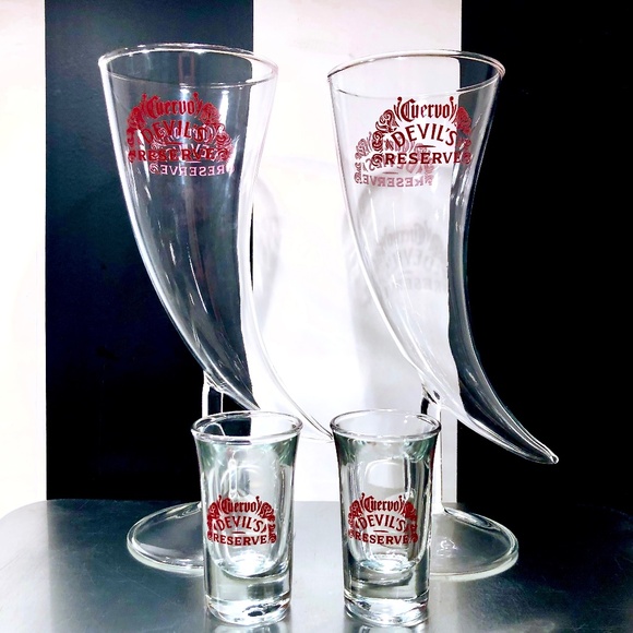 New Jose Cuervo Devil's Reserve Glassware, Cocktail & Shot Glasses, Stir & Picks - Picture 3 of 12